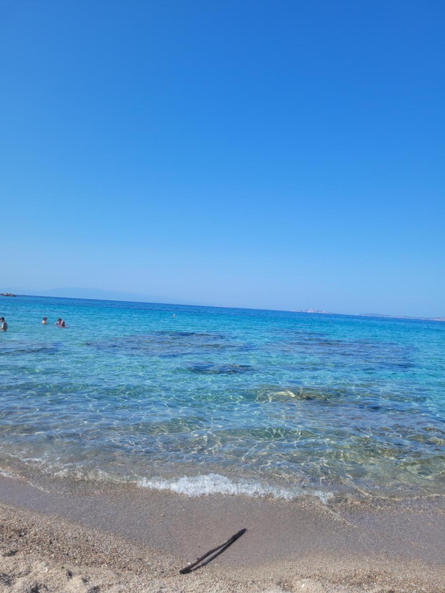 Apartmán Surf House Mirice Vignola Mare Exteriér fotografie